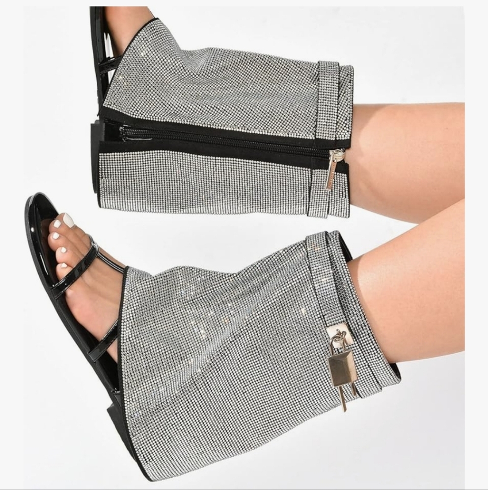 CAPE ROBBIN Carami Round Toe Fold Over Shiloha Rhinestone Flat Sandals ~ Black - Picture 5 of 17